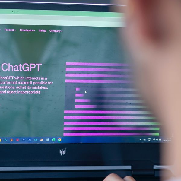 Urgente! Suas Conversas Secretas no ChatGPT Estão Expostas no Google: Veja Como Se Proteger!