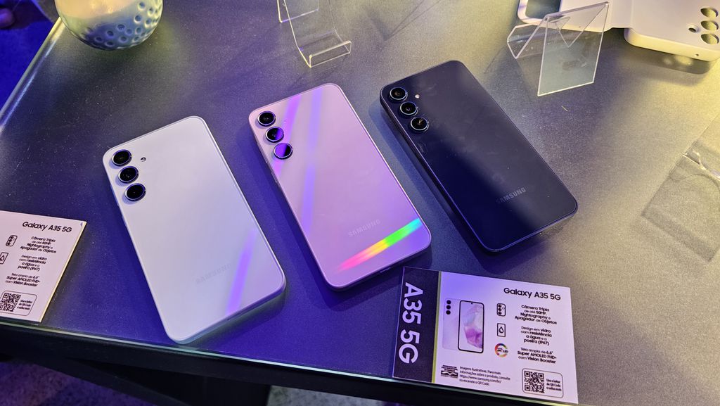 O Galaxy M35 5G pode chegar em breve como uma versão do Galaxy A35 5G com mais bateria e visual repaginado (Imagem: Renan da Silva Dores/Canaltech)