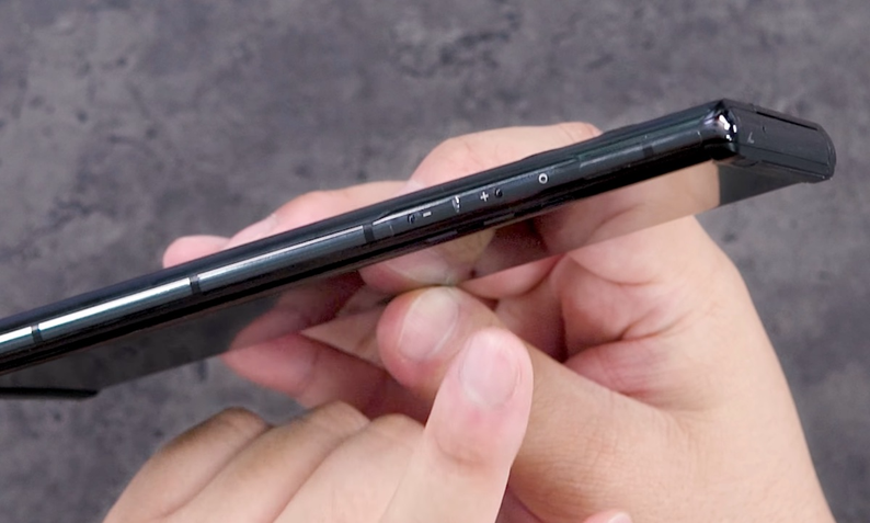 LG Rollable