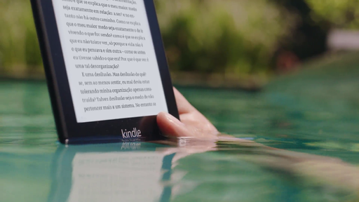 Site da Amazon lista novos Kindle Paperwhite com tela maior e recarga sem fio