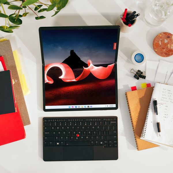 IFA 2022 | Lenovo ThinkPad X1 Fold Gen 2 traz tela dobrável maior