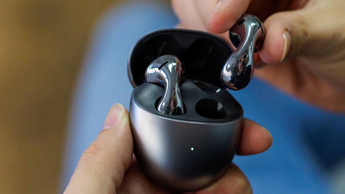 Review Huawei FreeBuds 5 | Visual exótico e som de qualidade