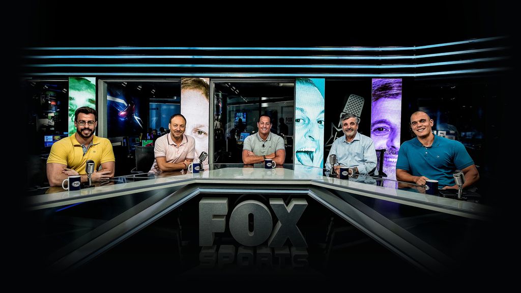 Bancada do vespertino Fox Sports Rádio, comandado por Benjamim Back (centro)/ Imagem: Fox Sports