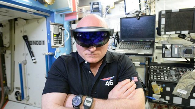HoloLens chega ao espaço para ajudar astronautas com realidade aumentada