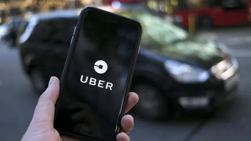 Uber usará banco de dados do Serasa para checar informações do usuário