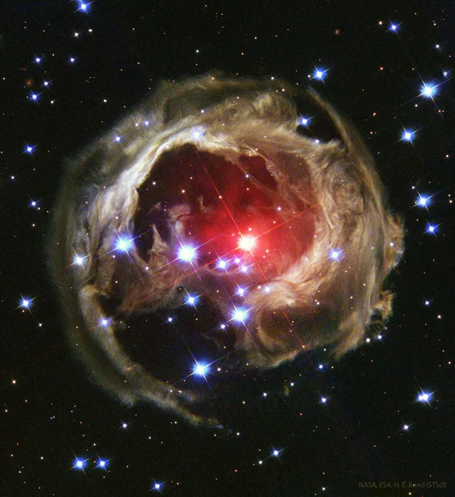 A causa da explosão de V838 Mon é desconhecida, mas o fenômeno rendeu belas imagens. (Imagem: Imagem: NASA, ESA, H. E. Bond (STScI))