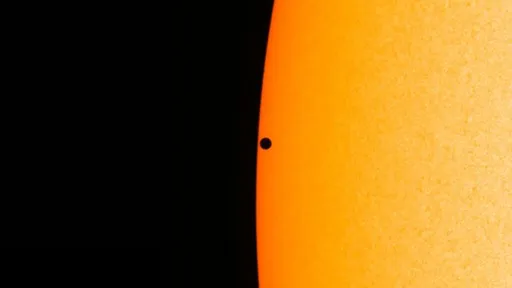 Veja o planeta Mercúrio passando em frente ao Sol nesta segunda-feira (11)