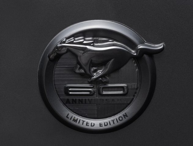 Ford Mustang 2025 MT