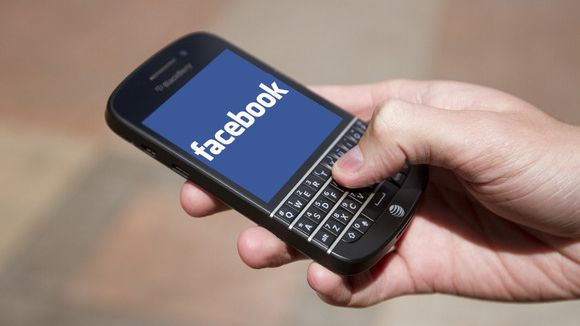 Facebook criará aplicativo baseado na web para aparelhos da BlackBerry