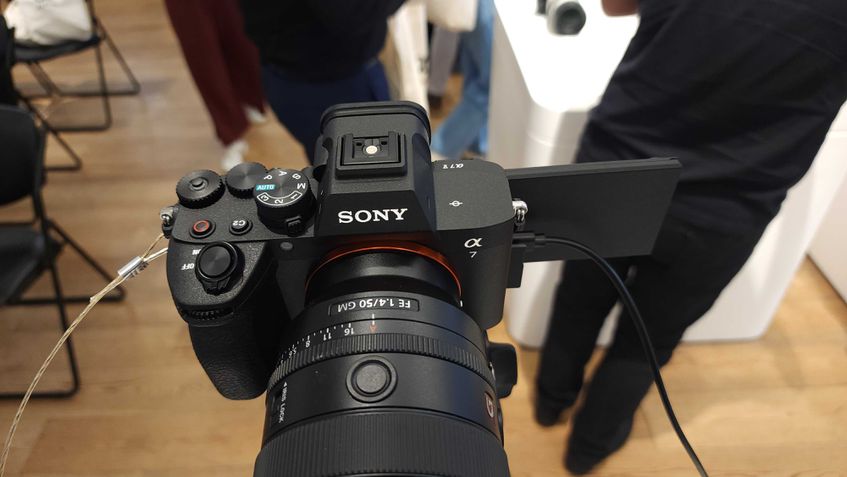 Sony Alpha 7 M5