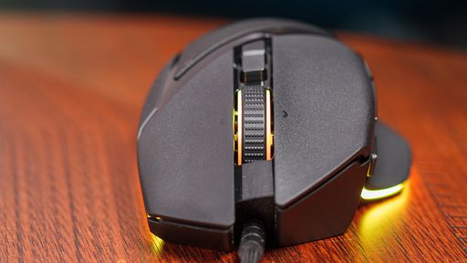 Review Razer Basilisk V3 | Mouse gamer com muito mais que LED RGB