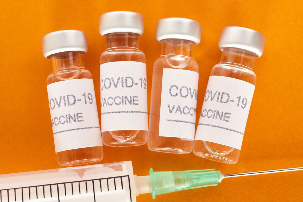 Butantan entrega 1,1 milhão de doses da CoronaVac, mas já está sem matéria-prima