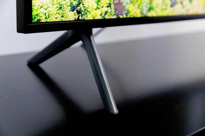 Samsung CU7700