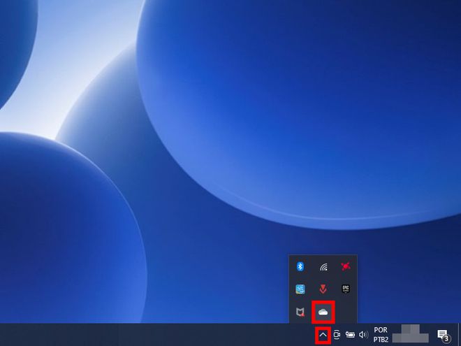 Localize o ícone do OneDrive na barra de tarefas do Window 10 e clique nele (Captura de tela: Matheus Bigogno)