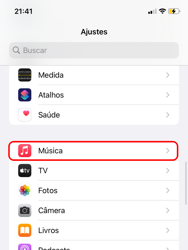 Entre na seção "Música" nos ajustes do dispositivo Apple - Captura de tela: Thiago Furquim (Canaltech)
