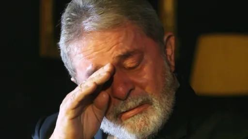 Instituto Lula acusa PF de "sequestrar ilegalmente" suas contas de e-mail 