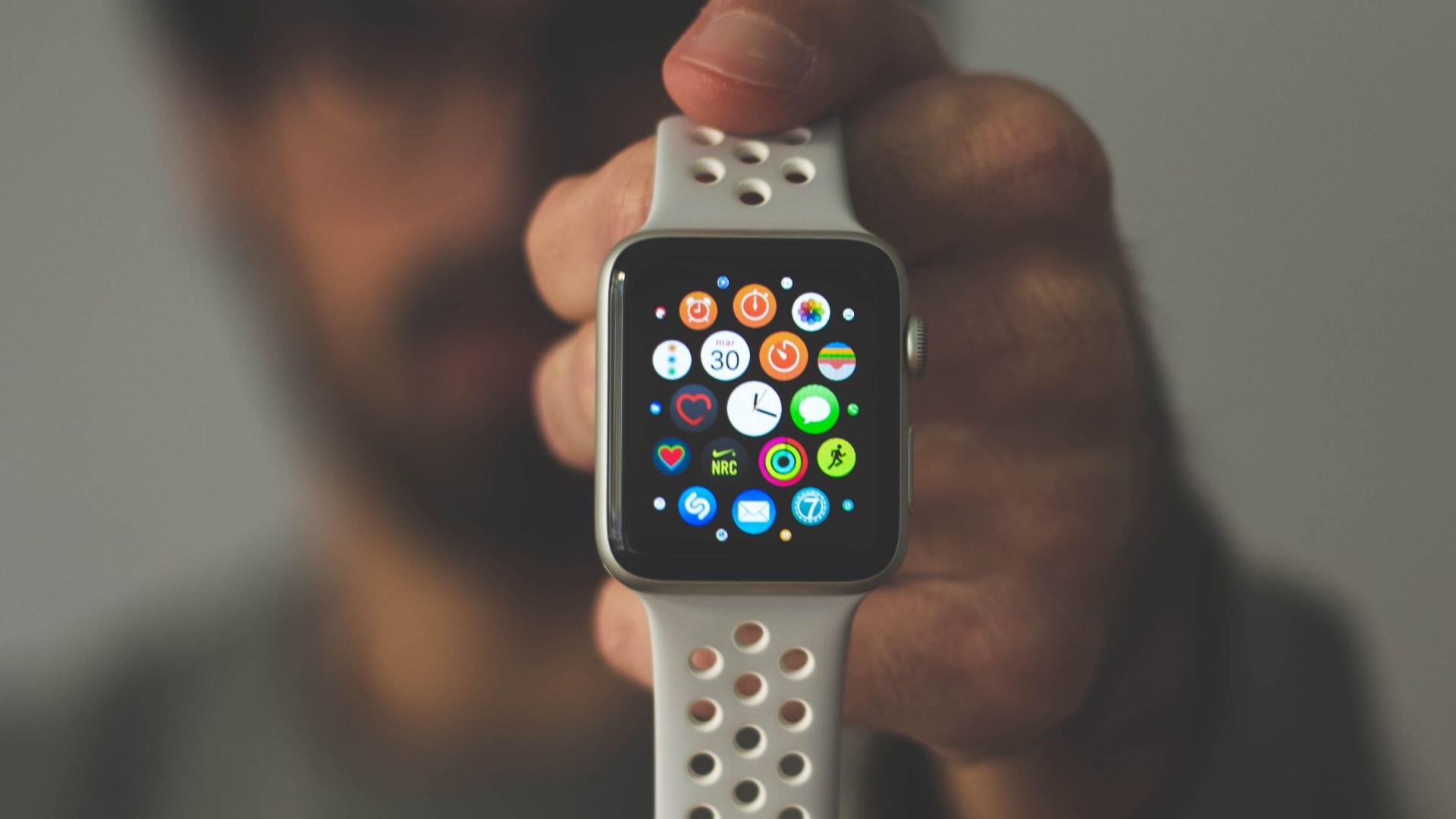 O Mito do Apple Watch: Como Encerrar Aplicativos e Evitar o