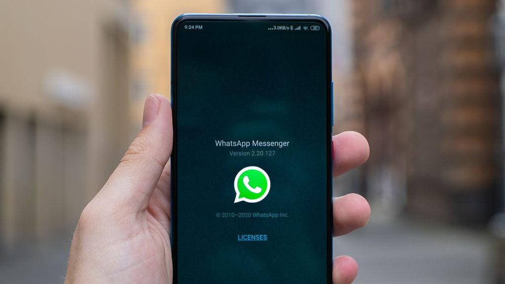 A prenda a colocar dois novos recursos no seu whatsapp ! usando