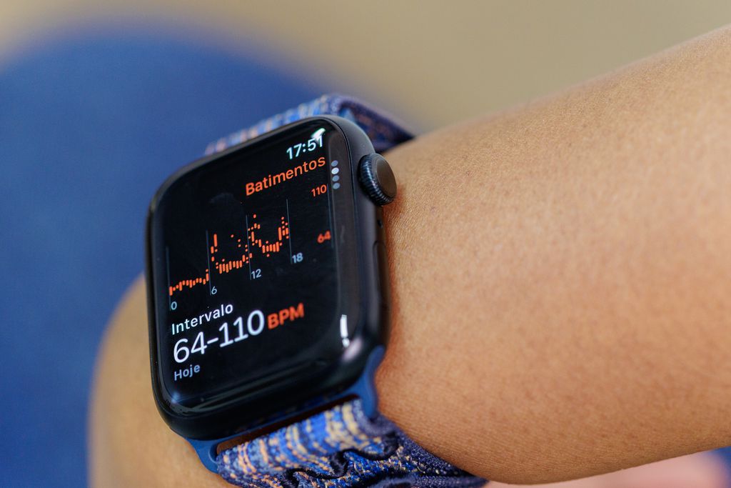 O sensor de monitoramento de saúde do Apple Watch Series 9 está mais rápido e preciso (Imagem: Ivo Meneghel Jr/Canaltech)
