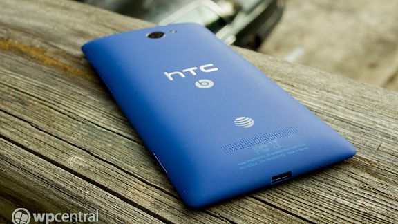 Em relatório trimestral, HTC revela prejuízo de mais de US$ 62 milhões