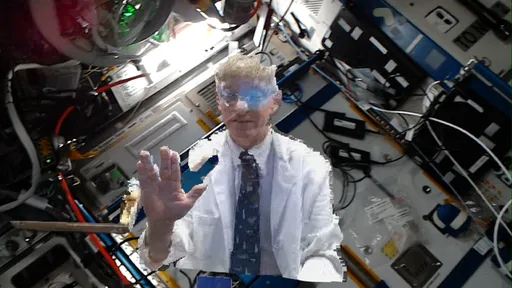 Astronautas na ISS agora podem ter consultas médicas por meio de "hologramas"