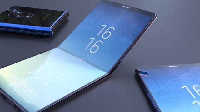 Rumor: smartphone dobrável da Samsung terá displays de 4,6 e 7,3 polegadas