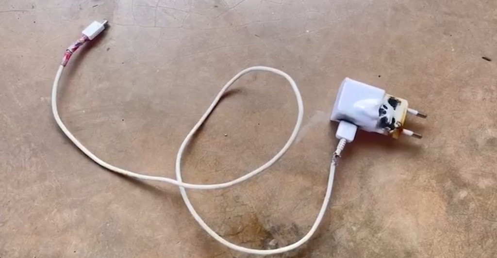 celular explode descarga elétrica adolescente