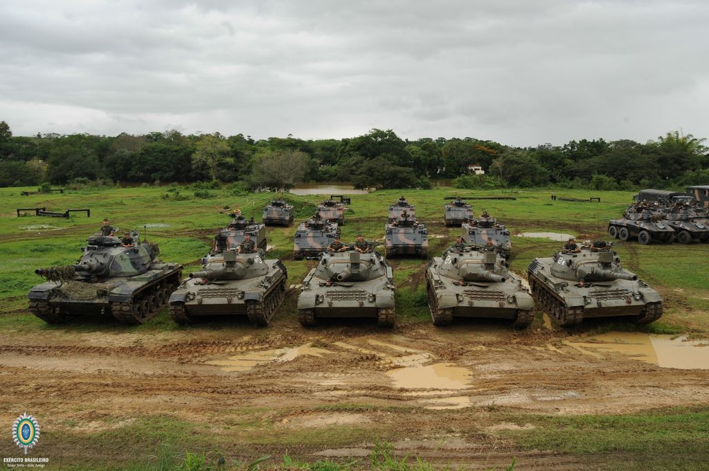 Alguns Leopard 1 do Exército Brasileiro (Imagem: Divulgação/Exército Brasileiro)