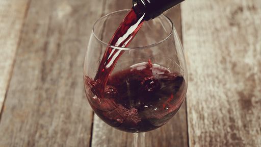 Uma única dose de bebida alcoólica pode fazer mal ao coração; entenda