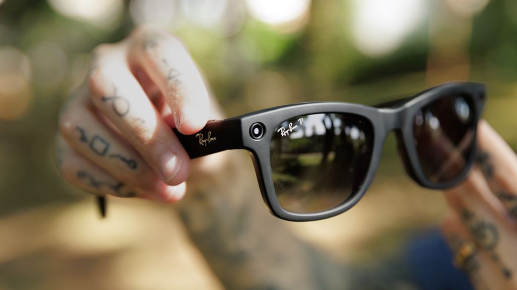 Ray-Ban Meta Smart Glasses é bonito, prático e cumpre bem o seu propósito (Imagem: Ivo Meneghel Jr/Canaltech)
