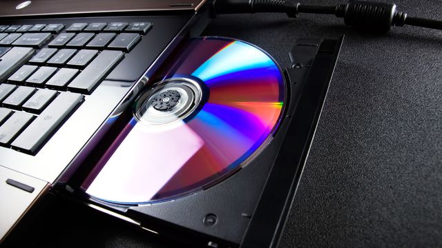 Você precisa pagar R$ 37 para reproduzir DVDs no Windows 10