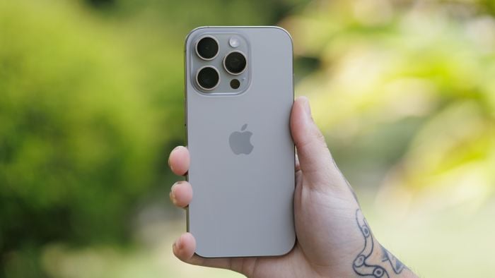 iPhone 17 Pro teria nova câmera zoom de alta resolução