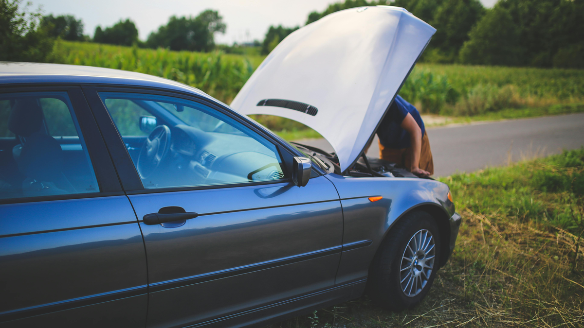 3 coisas que você nunca deve fazer para o carro "pegar no tranco"