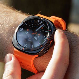 PARCELADO | Samsung Galaxy Watch Ultra 47mm LTE, Caixa Titânio Cinza, Pulseira Laranja