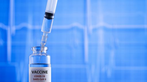 CoronaVac apresenta 50,7% de eficácia e protege contra variantes, diz estudo