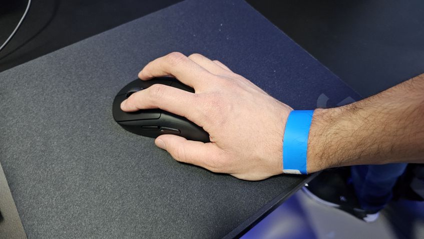 Logitech G Pro X SUPERLIGHT 2 DEX Uso