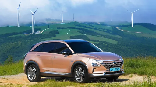 Hyundai freia projeto de carro a hidrogênio por tempo indeterminado