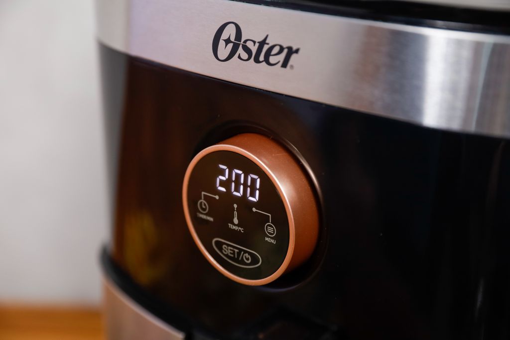 air fryer oster OFRT660
