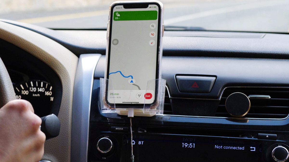 CES 2019: o suporte para celular que já queremos no nosso carro
