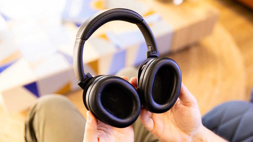 JBL Tour One M3