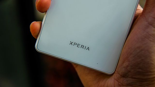 Sony anuncia novo Xperia C4 mirando fãs de selfies