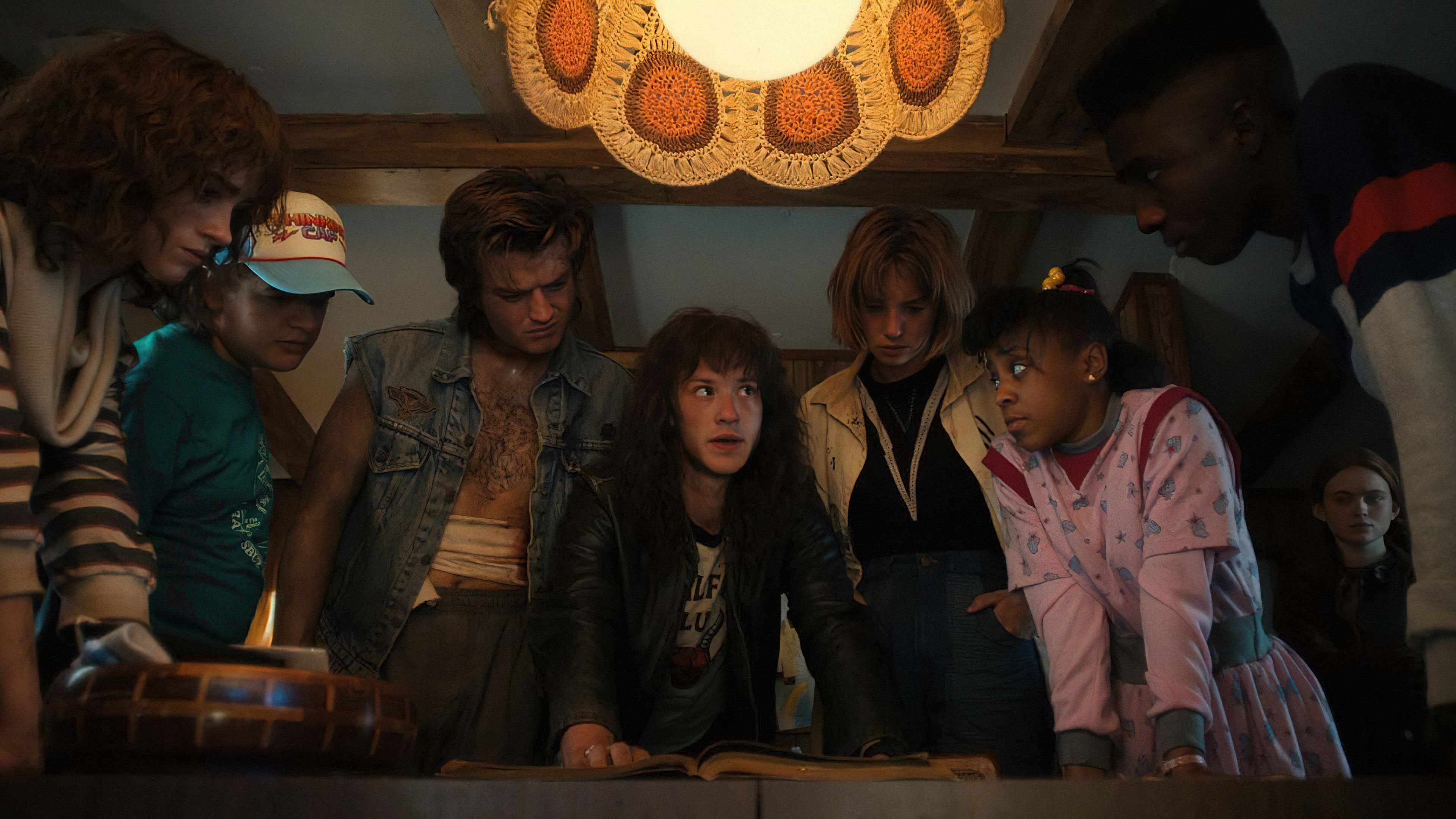 Criadores de Stranger Things confirmam personagens que morreram