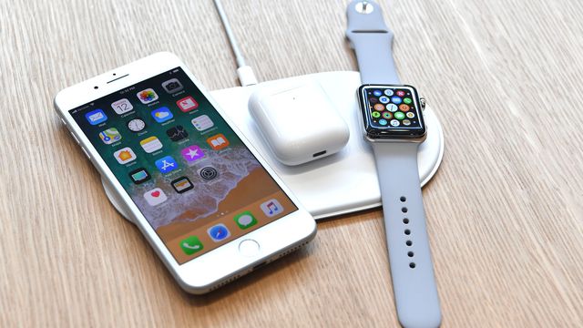 Patente da Apple indica possível iPhone com recarga sem fio reversa