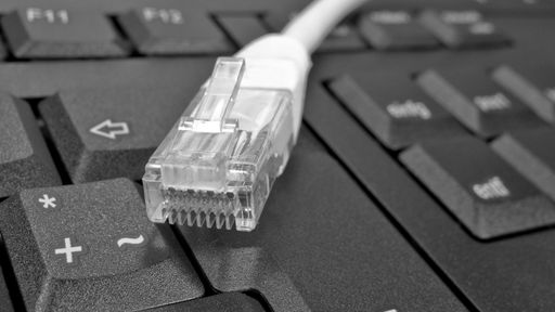 Com preços altos, Internet deixa de crescer no Brasil em 2015, aponta CGI.br