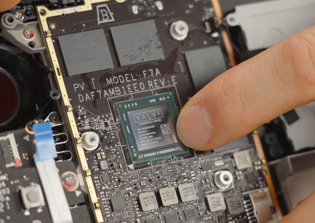 Com pouco mais de 162 mm² de área, o chip AMD Aerith/Van Gogh do Steam Deck se destaca pela GPU integrada baseada em RDNA 2 (Imagem: Linus Tech Tips/YouTube)