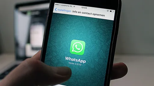 Código fonte do WhatsApp contém xingamentos a Apple