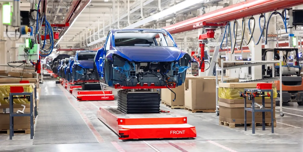 Fábrica da Tesla produziu mais carros do que o mercado pediu em 2022 (Imagem: Divulgação/Tesla)