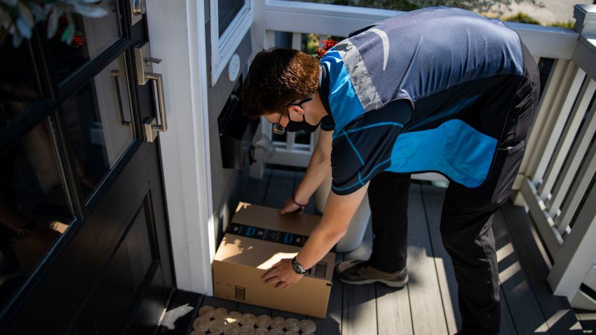 Cuidado com o lixo: etiquetas e caixas de produtos podem expor dados  pessoais - Canaltech