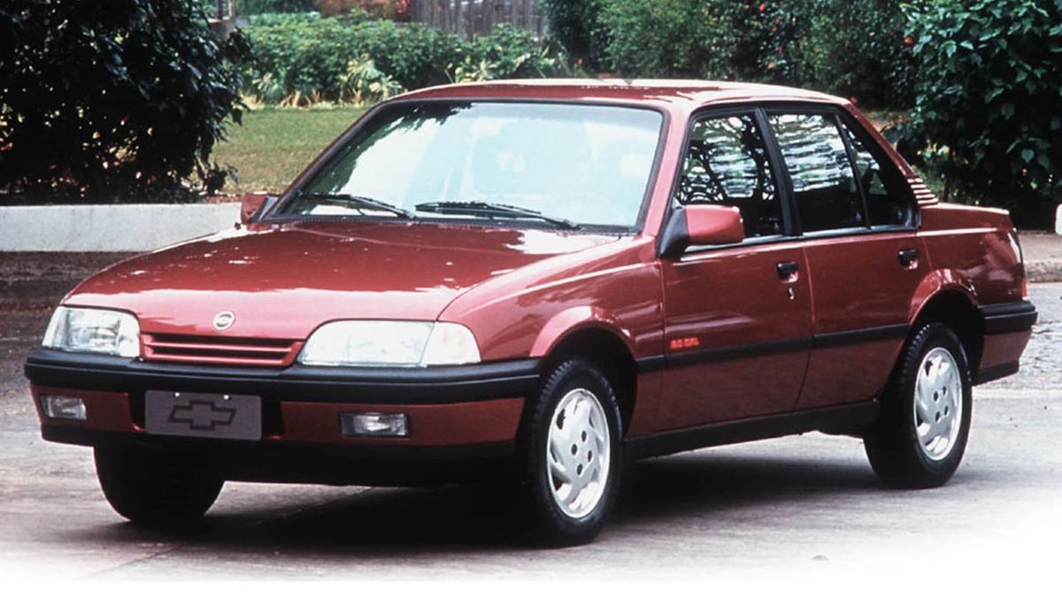 Quanto custaria um Chevrolet Monza 1994 hoje, com a inflação?