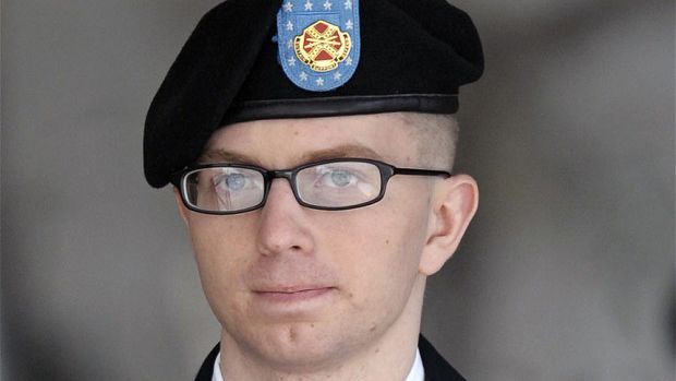 Bradley Manning é sentenciado a 35 anos de prisão por vazamentos